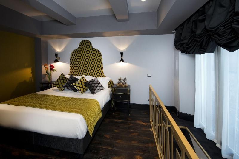 Ht6 Hotel Roma - Oda