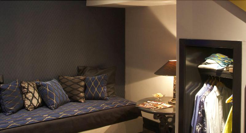 Ht6 Hotel Roma - Oda