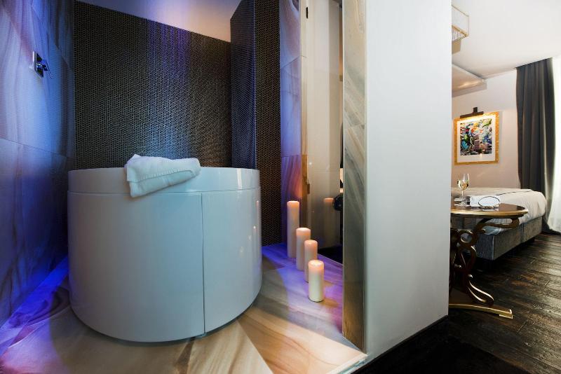 Ht6 Hotel Roma - Oda