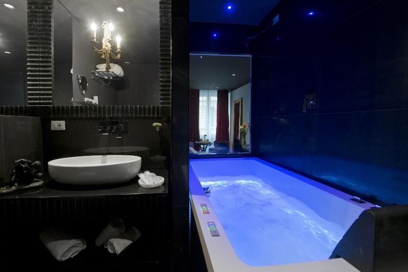 Ht6 Hotel Roma - Oda