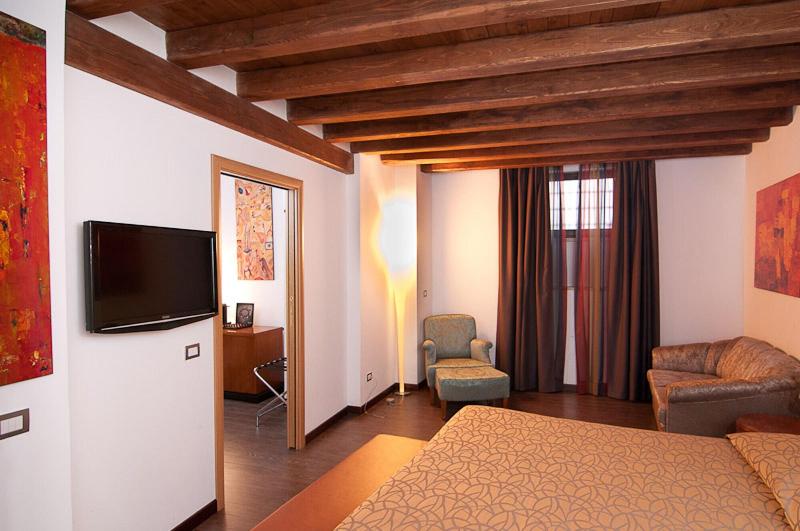 St Peter Six Guest House - Oda