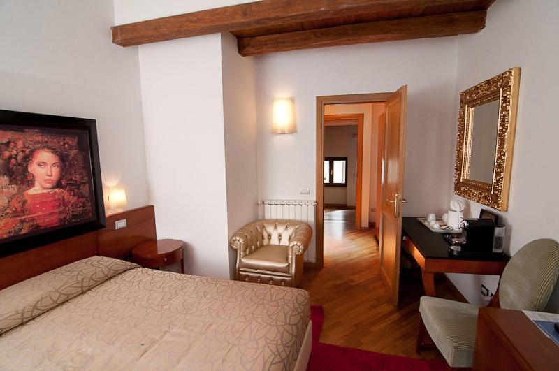 St Peter Six Guest House - Oda