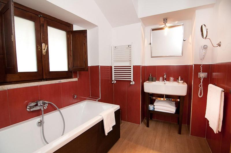 St Peter Six Guest House - Oda