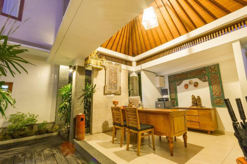Janis Place Cottage - Lobi