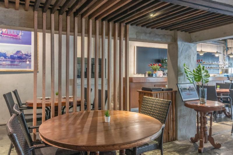 Intown residence by ZUZU - Lobi