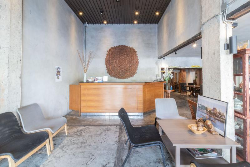 Intown residence by ZUZU - Lobi
