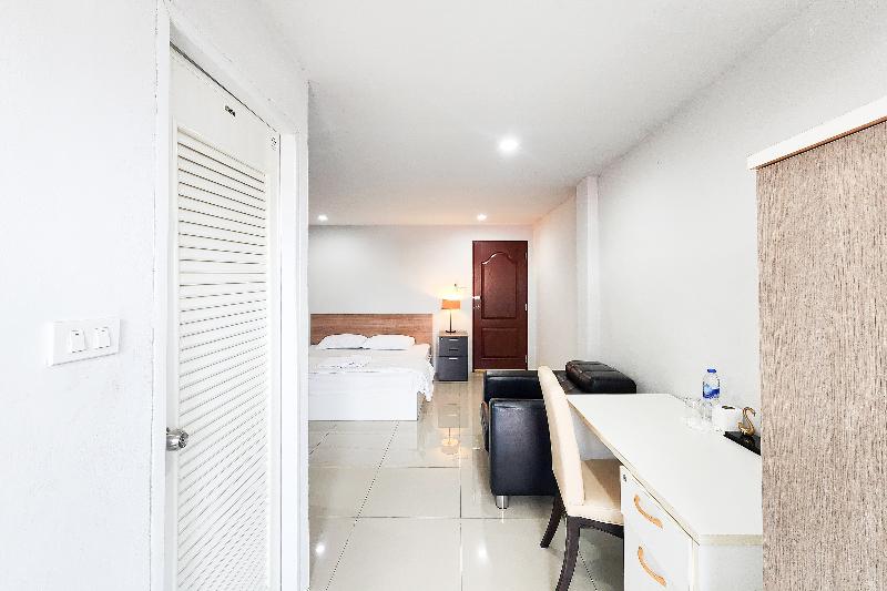 Freesia Bangphi Guest House by ZUZU - Oda