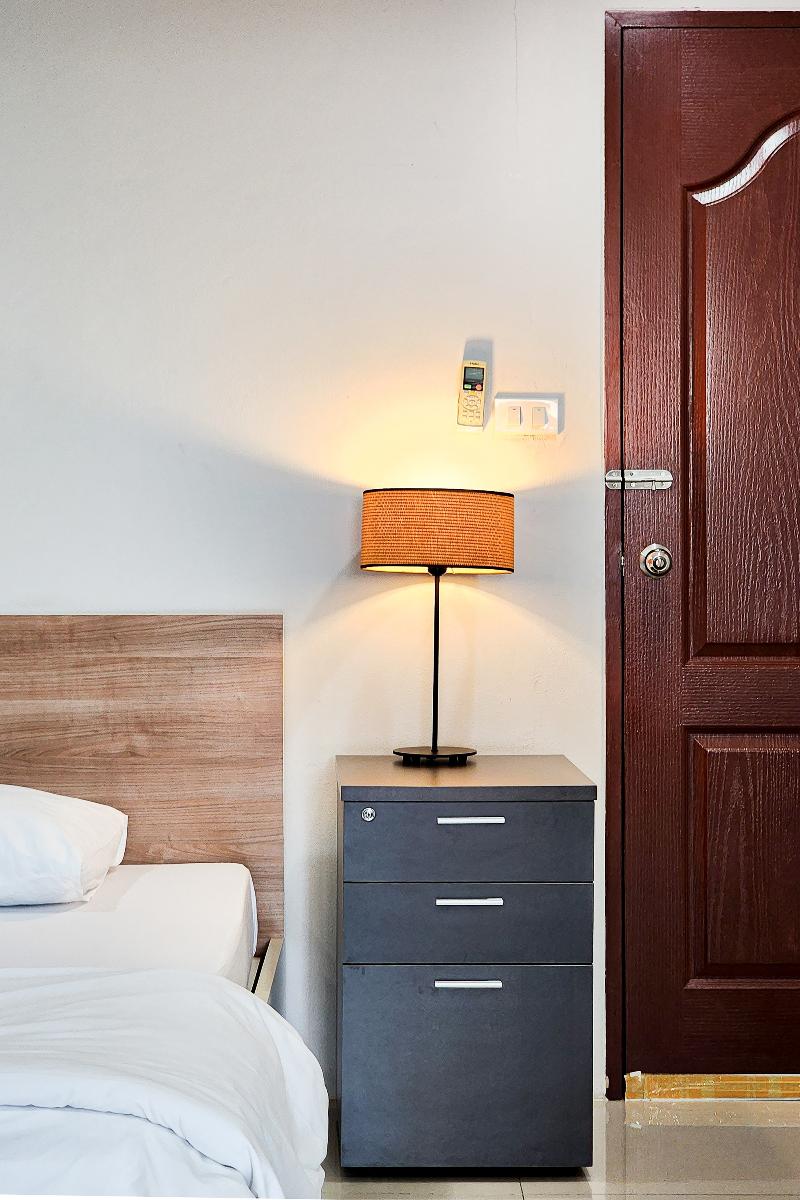 Freesia Bangphi Guest House by ZUZU - Oda