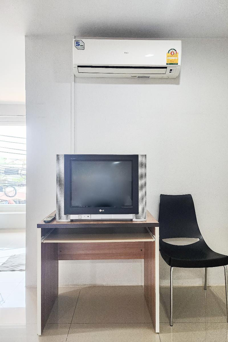 Freesia Bangphi Guest House by ZUZU - Oda