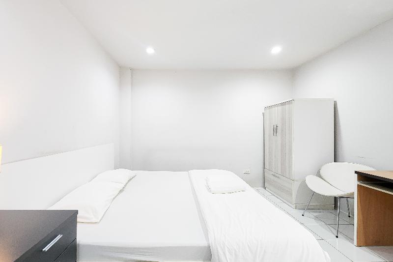 Freesia Bangphi Guest House by ZUZU - Oda