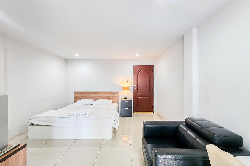 Freesia Bangphi Guest House by ZUZU - Oda