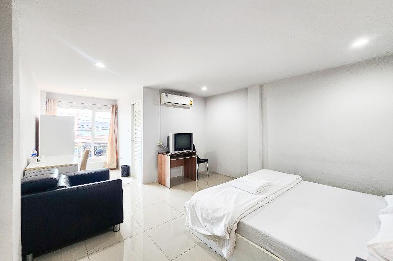 Freesia Bangphi Guest House by ZUZU - Oda