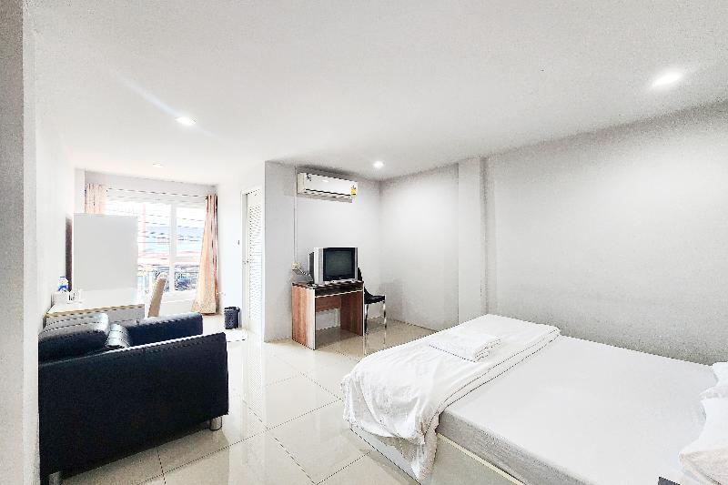 Freesia Bangphi Guest House by ZUZU - Oda