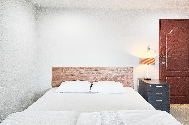 Freesia Bangphi Guest House by ZUZU - Oda