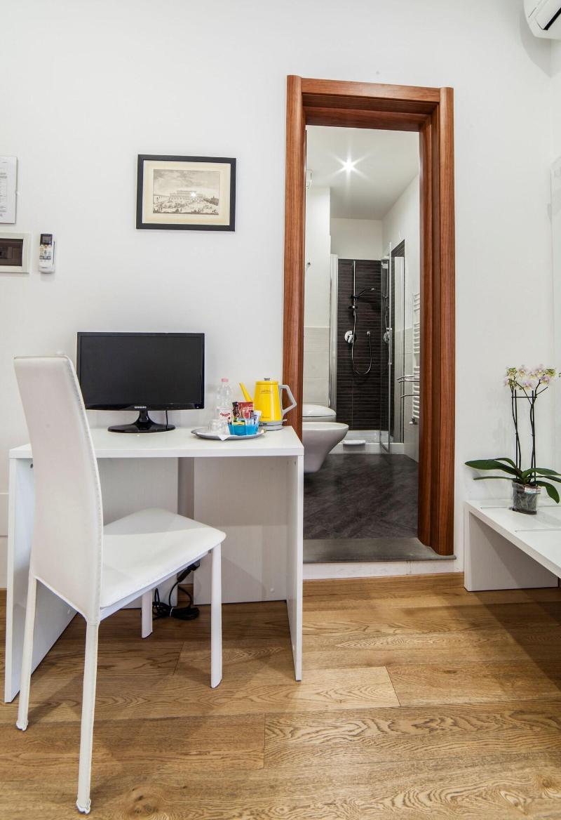 Le Ghiacciaie Bed And Breakfast - Oda