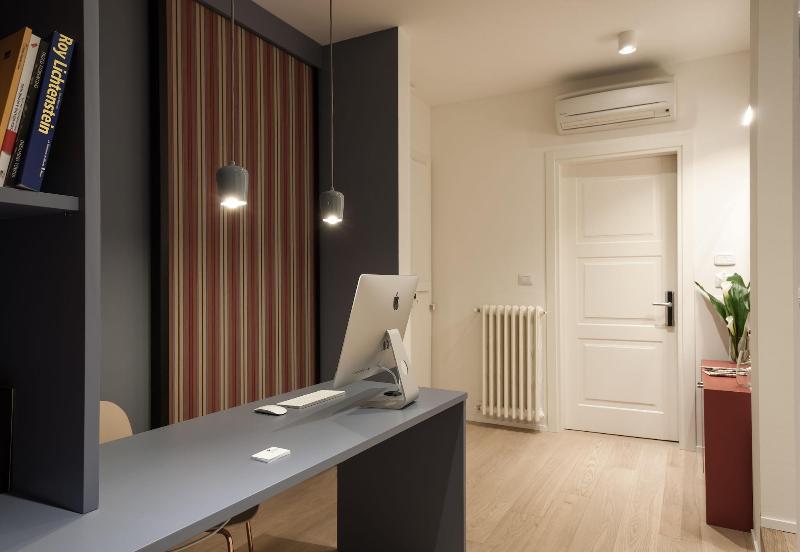 B B Lorena Suites - Lobi