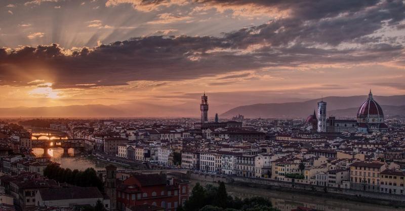 Luxor Florence - Genel