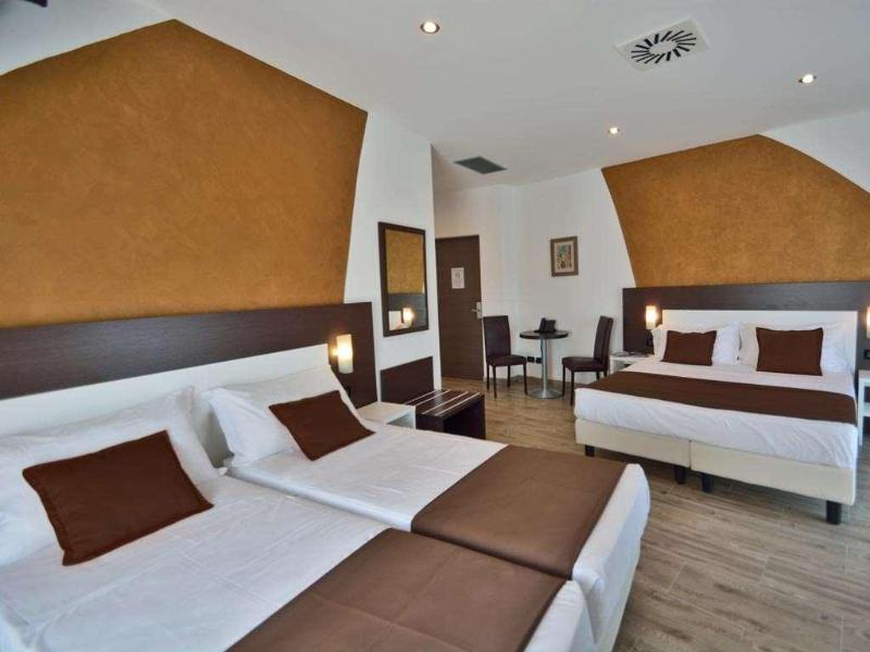Luxor Florence - Oda