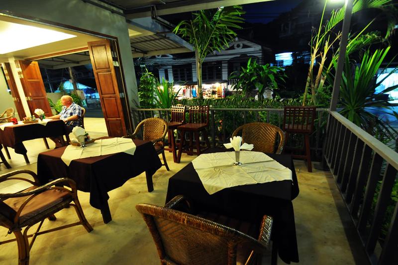 Choophorn House SHA by ZUZU - Restoran
