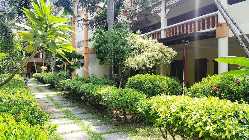 Rattana Guesthouse Bungalow - Genel