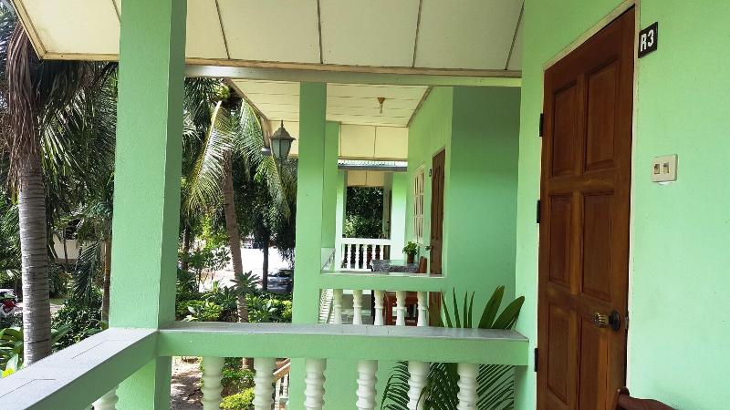 Rattana Guesthouse Bungalow - Oda