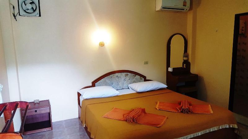 Rattana Guesthouse Bungalow - Oda