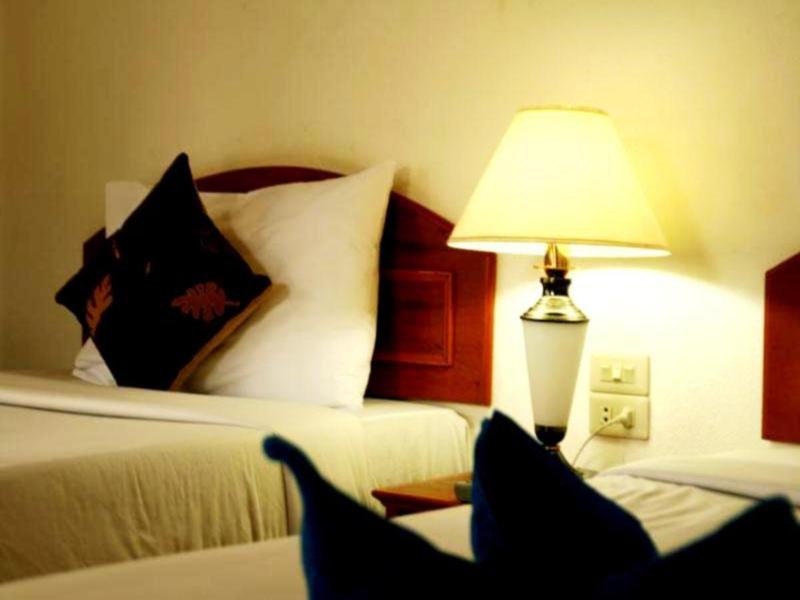 Marina Beach Resort - Genel