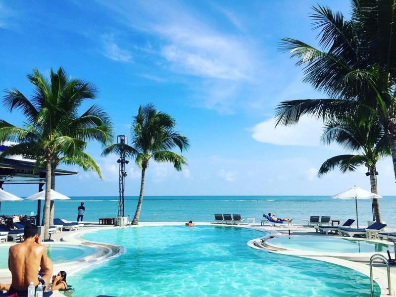 Combo Beach Hotel Samui - Havuz