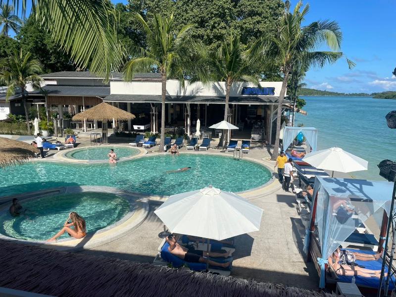 Combo Beach Hotel Samui - Havuz