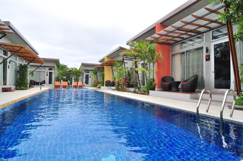 Phu Nana Boutique Hotel - Havuz