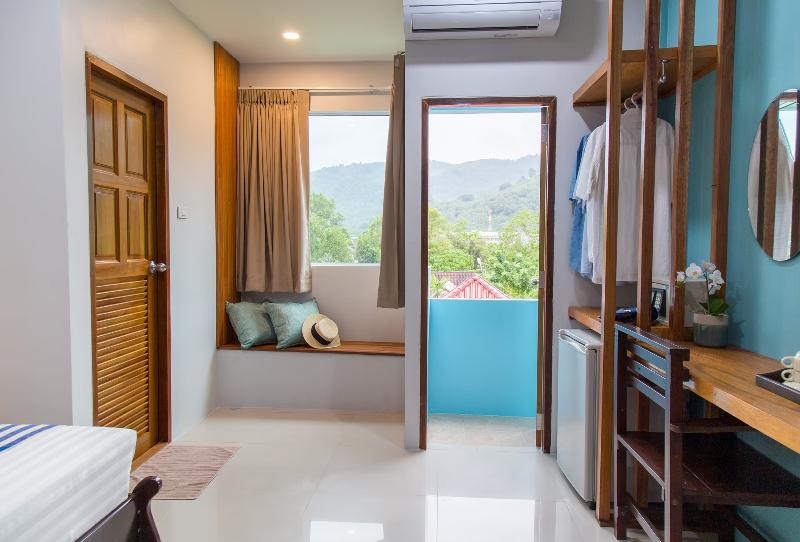 Kamala Beach Residence by ZUZU - Oda