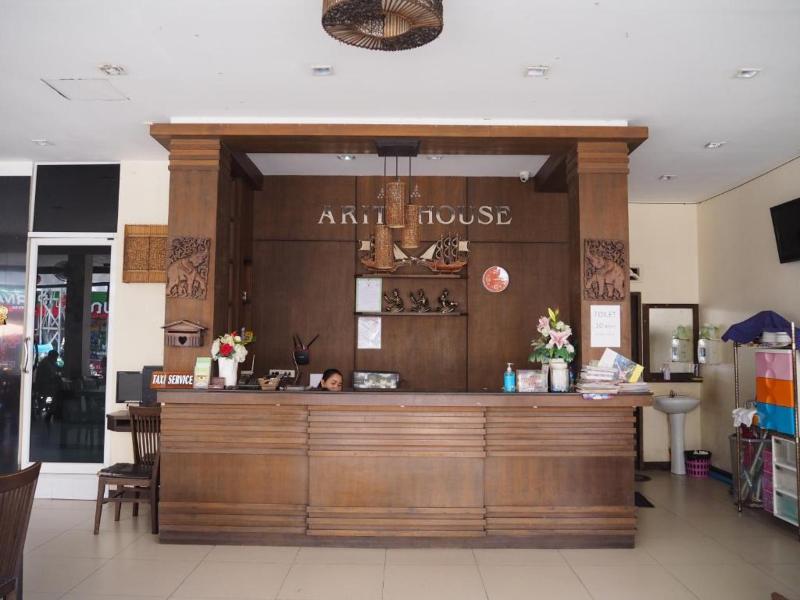 Arita House by ZUZU - Lobi