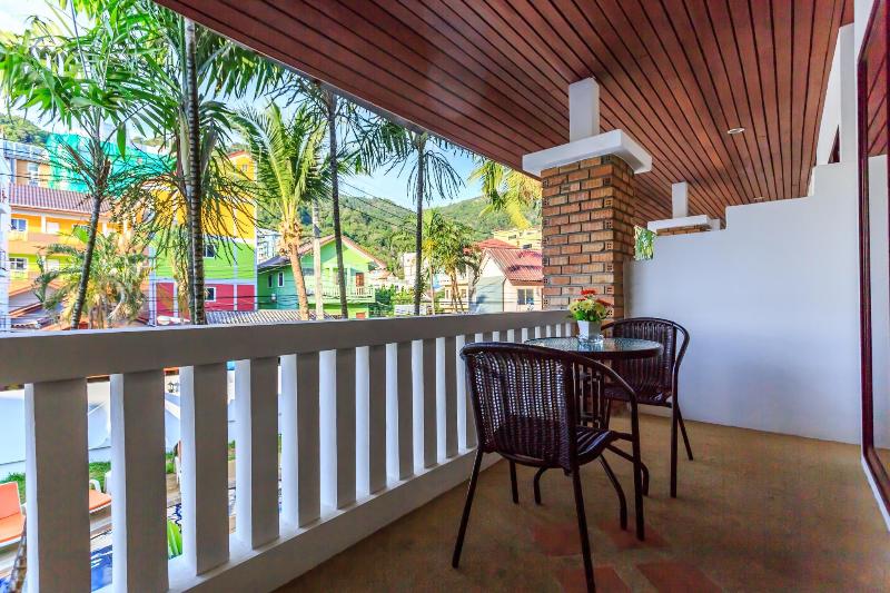 Etk Patong - Genel