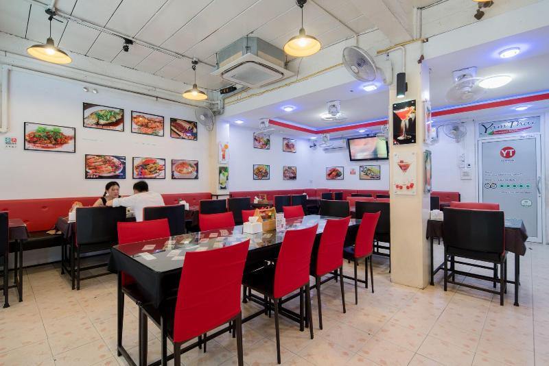Royal Beach Residence - Restoran