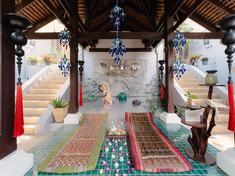 C N Resort And Spa - Aktivite