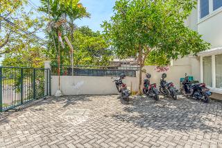 RedDoorz near UNTAG Surabaya fotoÄŸrafÄ±