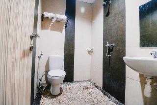 RedDoorz Plus near Sultan Hasanuddin Airport fotoÄŸrafÄ±