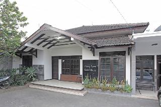 RedDoorz @ Soekarno Hatta 2 otel fotoğrafı