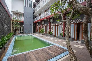 RedDoorz Premium @ Jalan Cengkeh Malang fotoÄŸrafÄ±