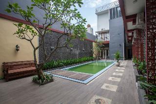 RedDoorz Premium @ Jalan Cengkeh Malang fotoÄŸrafÄ±