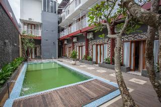 RedDoorz Premium @ Jalan Cengkeh Malang fotoÄŸrafÄ±