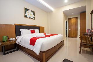RedDoorz Premium @ Jalan Cengkeh Malang fotoÄŸrafÄ±