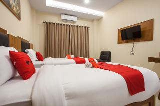 RedDoorz Premium @ Jalan Cengkeh Malang fotoÄŸrafÄ±