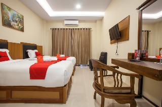 RedDoorz Premium @ Jalan Cengkeh Malang fotoÄŸrafÄ±
