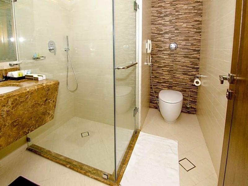 Al Murooj Grand Hotel Muscat - Oda