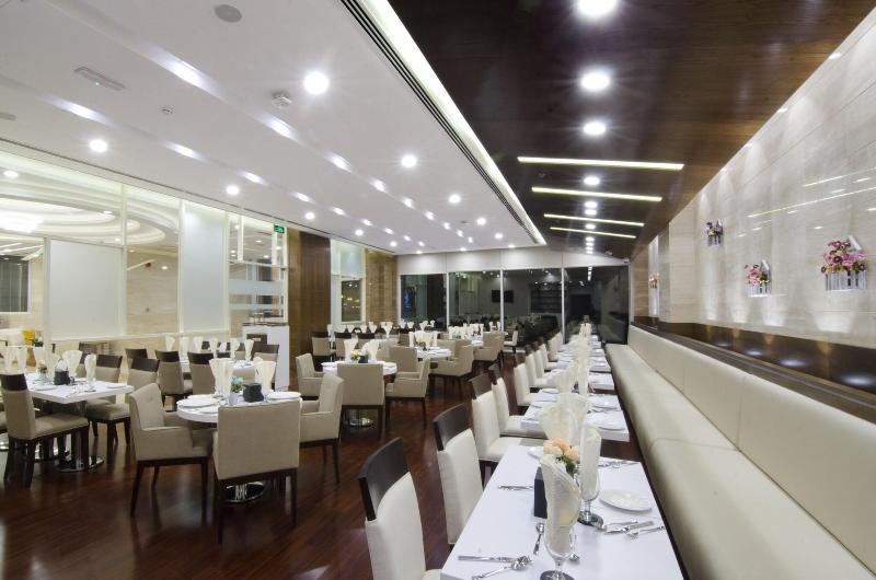 Al Murooj Grand Hotel Muscat - Restoran
