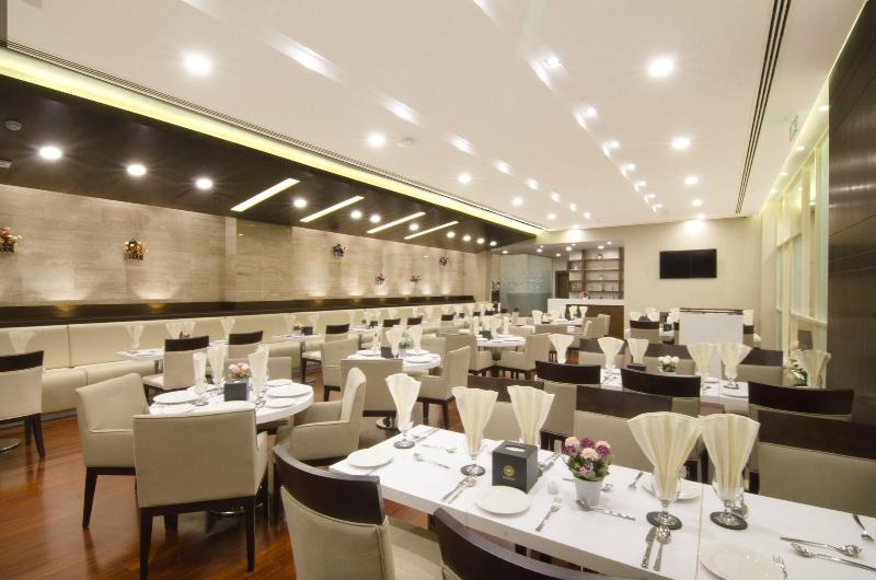 Al Murooj Grand Hotel Muscat - Restoran
