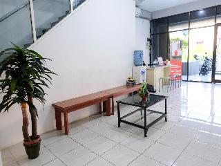 RedDoorz near Ahmad Yani Airport 3 fotoÄŸrafÄ±