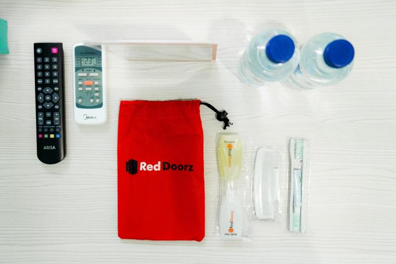 RedDoorz near Gajah Mada Street Semarang - Oda