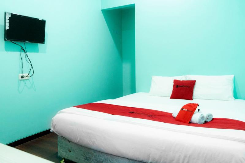 RedDoorz near Gajah Mada Street Semarang - Oda